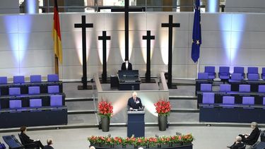 El príncipe Carlos da un mensaje conmemorativo en el Parlamento alemán en Berlín, el 15 de noviembre de 2020.&nbsp;