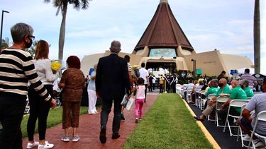 Solemne eucaristía en honor a la Virgen de la Caridad.