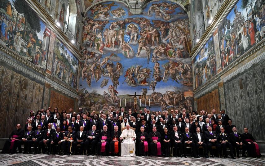 &nbsp;El papa Francisco (c) preside una audiencia con miembros del cuerpo diplomático acreditado ante el&nbsp;Vaticano.