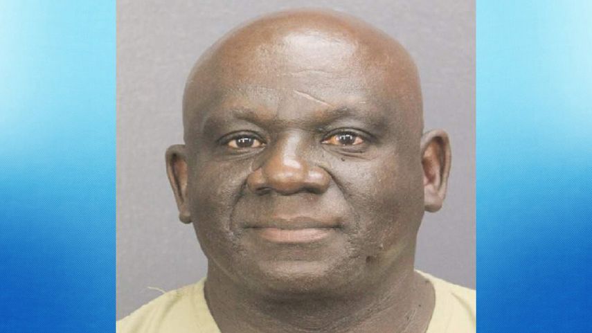 Carlwell Wilson es señalado de hacerse pasar por un policía.