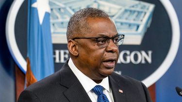 El secretario de Defensa estadounidense Lloyd Austin habla durante una conferencia de prensa en el Pentágono, en Washington.&nbsp;