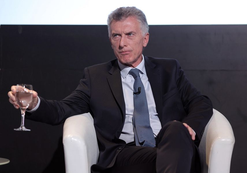 El expresidente de Argentina Mauricio Macri bebe agua durante la inauguración del XIV Foro Atlántico Iberoamérica: democracia y libertad en tiempos recios, a 9 de julio de 2021, en la Casa América, Madrid, (España).&nbsp;&nbsp;