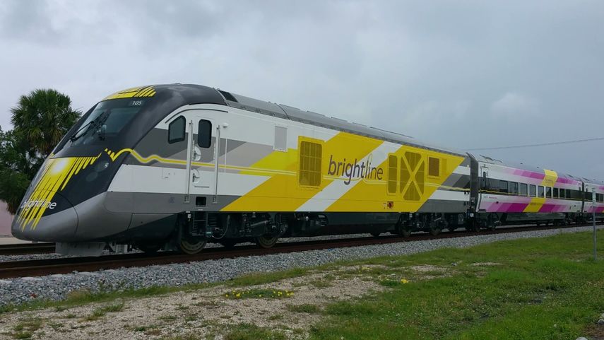La velocidad estimada del moderno tren entre West Palm Beach y Fort Lauderdale será 79 mph, mientras que el tramo entre West Palm Beach y Orlando alcanzará entre 110 y 125 mph.