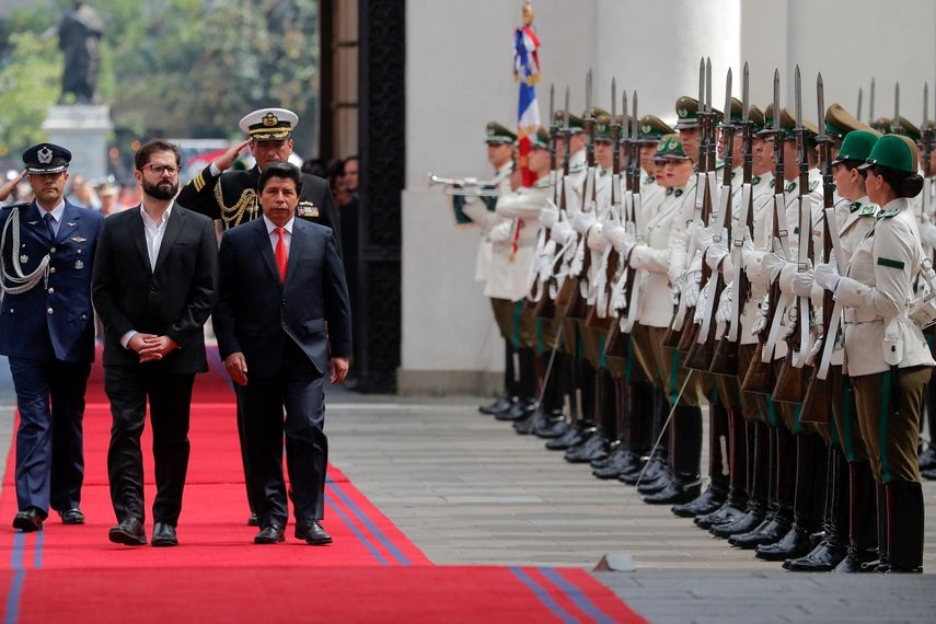 El presidente de Chile, Gabriel Boric, recibe a su par peruano, Pedro Castillo.&nbsp;