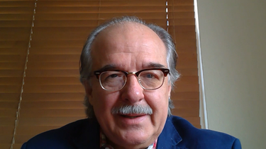 la primera democracia, bajo grave tension