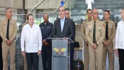 Consejo de Seguridad y Defensa Nacional&nbsp; que encabeza el presidente de la República Dominicana, Luis Abinader, acuerda operativos para regresar a haitianos irregulares a su país