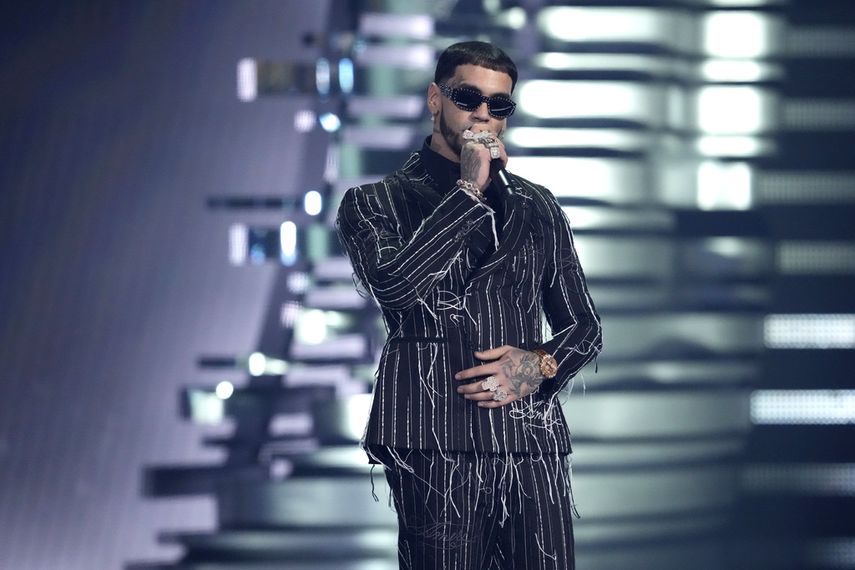 Anuel AA se presenta durante los MTV Video Music Awards el martes 12 de septiembre de 2023 en el Prudential Center en Newark, Nueva Jersey.