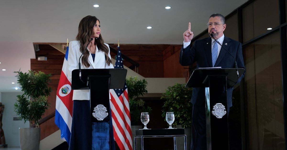 Secretaria de Seguridad de EEUU ofrece apoyo a Costa Rica para control aduanero