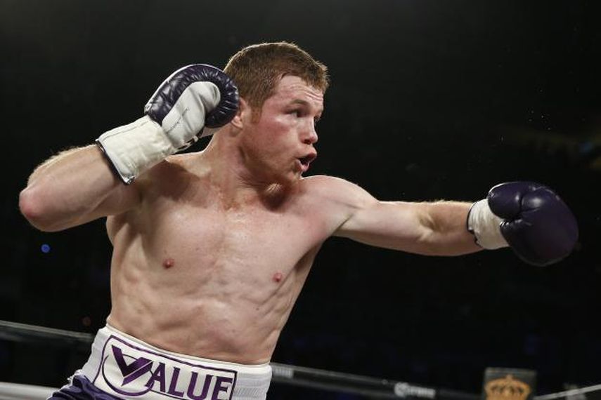 Canelo podría pelear en septiembre fuera de Estados Unidos. (ARCHIVO)