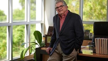 Max Álvarez, propietario y presidente de las gasolineras Sunshine.