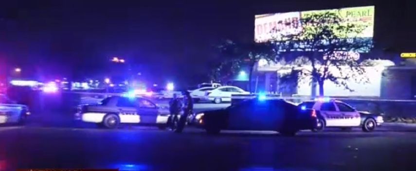 El tiroteo fue resultado de un incidente ocurrido durante la noche en un club cercano.