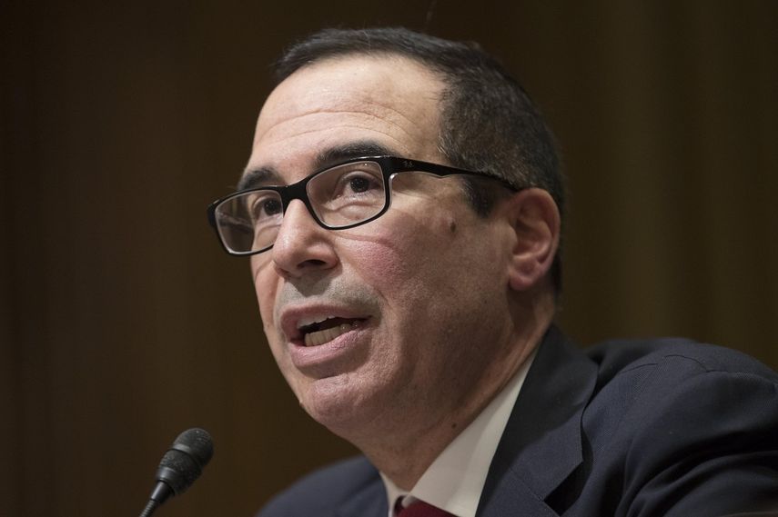 Fotografía de archivo fechada el 19 de enero de 2017, que muestra a Steven&nbsp;Mnuchin aprobado por el Senado de EEUU como nuevo secretario del Tesoro del Gobierno de Donald Trump, cargo desde el que promoverá una reforma fiscal con la bajada de los impuestos como prioridad.&nbsp;