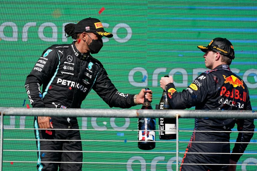 El piloto británico Lewis Hamilton se mantiene segundo del campeonato por detrás del holandés Max Verstappen, pero cualquier cosa puede ocurrir en cinco Grandes Premios