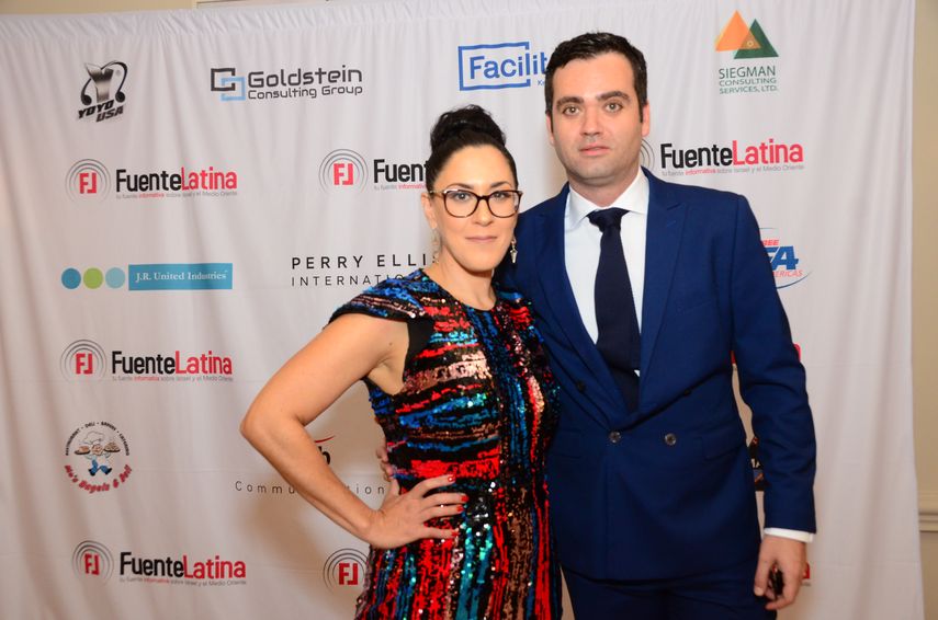 Leah Soibel, fundadora y CEO, junto a Rafael Aníbal, director de Comunicaciones de Fuente Latina.&nbsp;