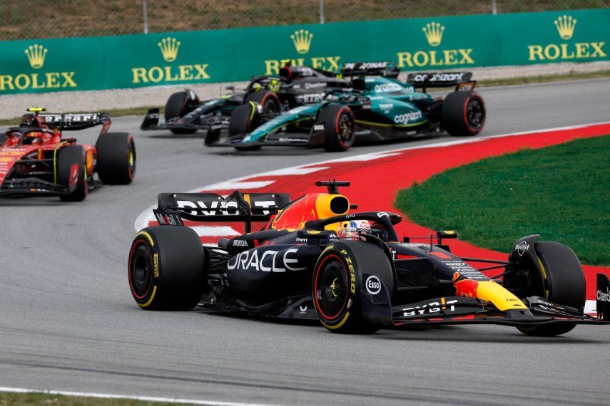 Max Verstappen al volante de su Red Bull durante el Gran Premio de España, el domingo 4 de junio de 2023, en el circuito Barcelona-Cataluña en Montmeló.&nbsp;