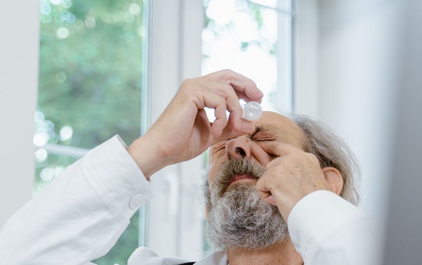 FDA: retiran de venta dos marcas de gotas para los ojos