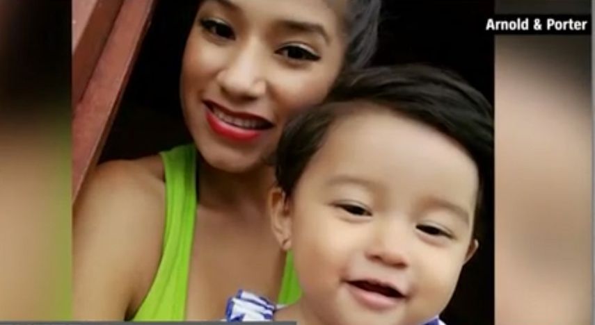 Una madre y sus abogados dicen que ICE y quienes gestionan uno de sus centros de&nbsp;inmigración&nbsp;en Texas proporcionaron atención médica deficiente para su niña pequeña, que murió seis semanas después de su liberación.
