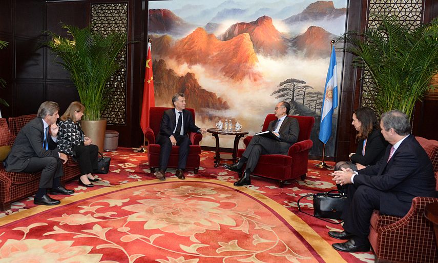 El presidente de Argentina, Mauricio Macri, junto al titular del Banco Mundial, Jim Yong Kim.&nbsp;