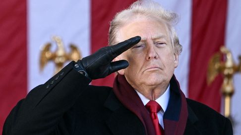 El presidente de Estados Unidos Donald J. Trump durante la ceremonia en honor a los veteranos y los caídos en combate