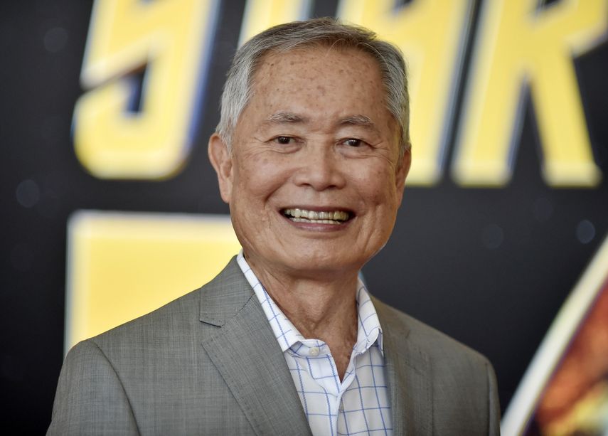 El actor George Takei llega a la celebración del Día de Star Trek en Los Ángeles el 8 de septiembre de 2021.