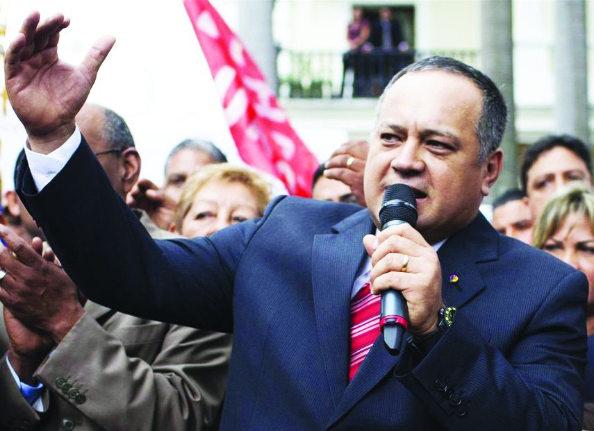 Según una información aparecida en la edición digital del diario español ABC, el Gobierno estadounidense avaló el martes la información publicada por ese rotativo según la cual Cabello es el gran operador del narcotráfico que existe en la nación sudame