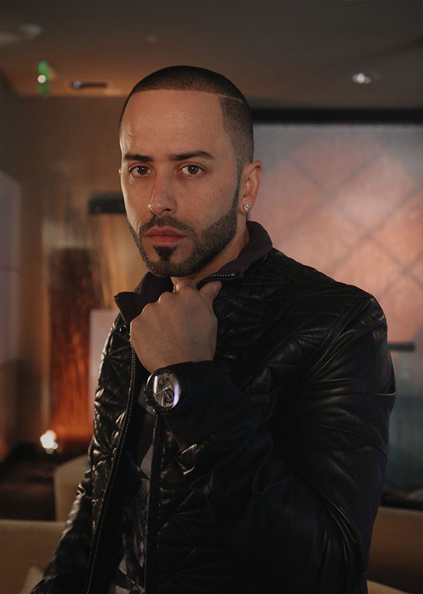 El reggaetonero Yandel aseguró que disfruta de su carrera tras dejar su famoso binomio con Wisin. EFE/ZAYRA MO