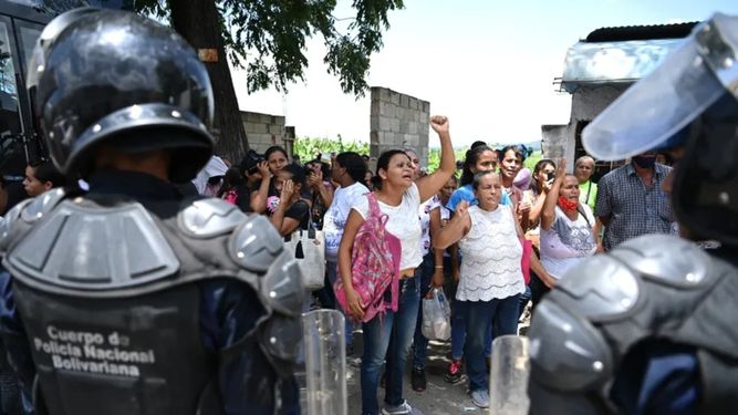 Familiares de detenidos en Venezuela exigen el respeto de sus DDHH