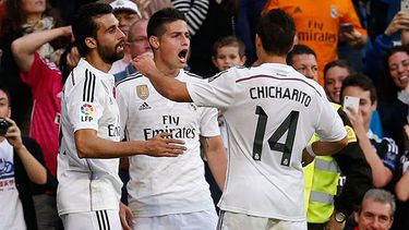 James Rodríguez anotó el primer gol del encuentro (EFE)