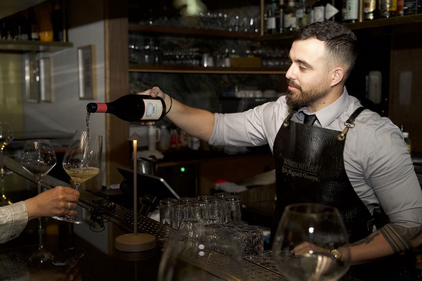 El bartender Luis Miguel Torres.&nbsp;