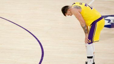 Luka Doncic, de los Lakers de Los Ángeles, reacciona en un partido contra los Timberwolves de Minnesota, el 30 de abril de 2025 en Los Ángeles, California.&nbsp;