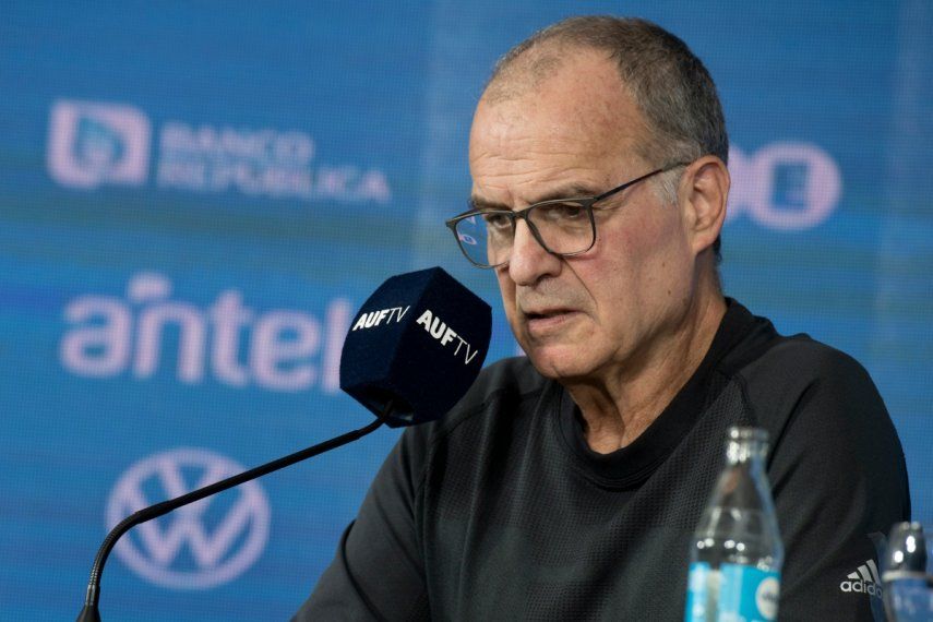 Marcelo Bielsa sería nuevo entrenador de Uruguay