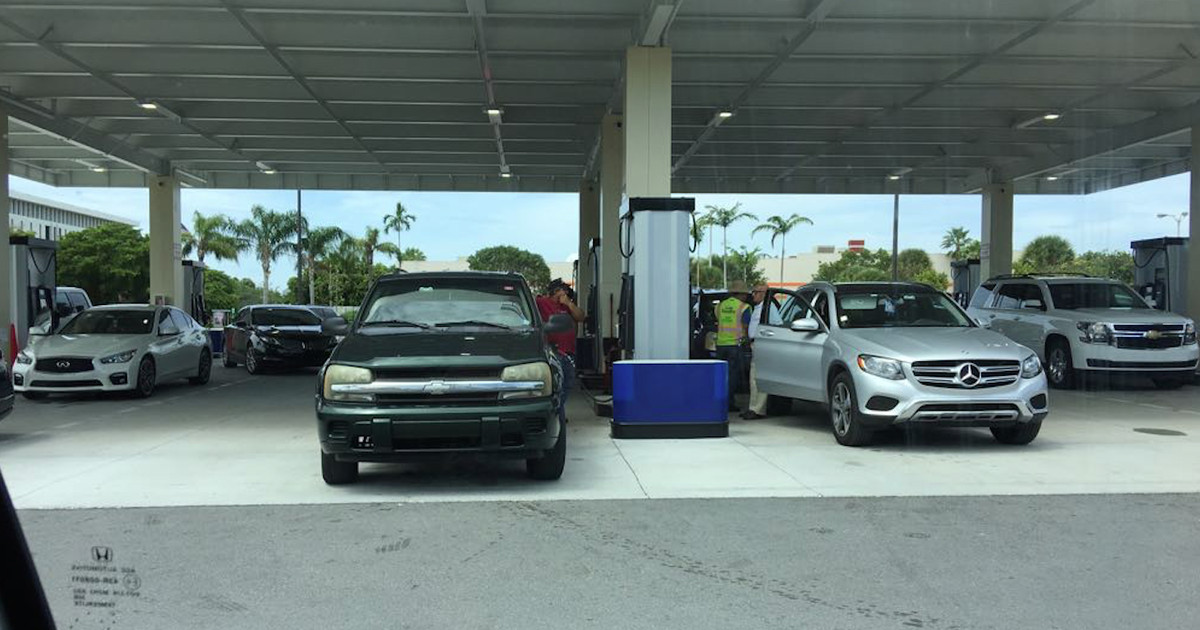 Florida registra la gasolina más barata en cuatro meses