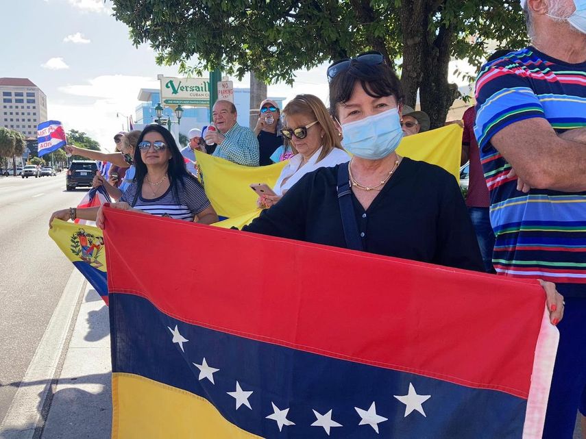 Venezolanos apoyan a Cuba desde Miami.&nbsp;