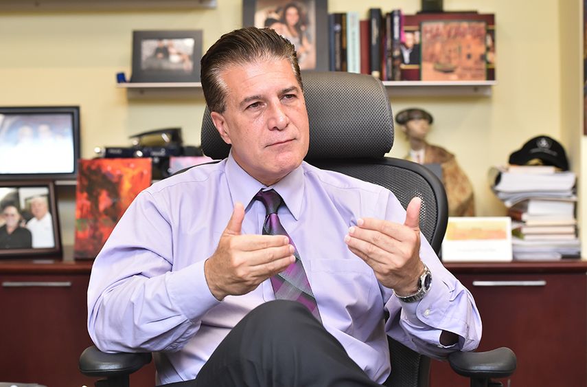 El alcalde finalmente pagó la multa establecida por la Comisión de Ética del Condado. (ÁLVARO MATA)