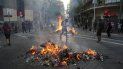 La gente protesta contra el presidente Sebastián Piñera, exigiendo su renuncia, en Santiago, Chile, el miércoles 18 de noviembre de 2020. La gente protesta contra el presidente Sebastián Piñera, exigiendo su renuncia, en Santiago, Chile, el miércoles 18 de noviembre de 2020.
