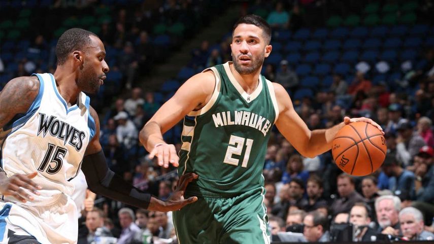 Vásquez sólo pudo participar en 23 juegos con los Bucks en la pasada temporada antes de lesionarse en el tobillo derecho