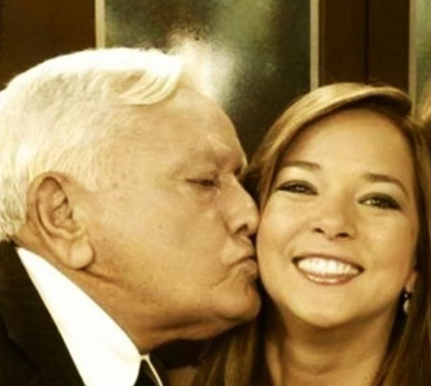 Papi te amo y estoy segura que estarás bien prontito. Eres un guerrero, escribió la actriz cuando en marzo de 2014 colgó esta foto de ella junto a su padre en Instagram