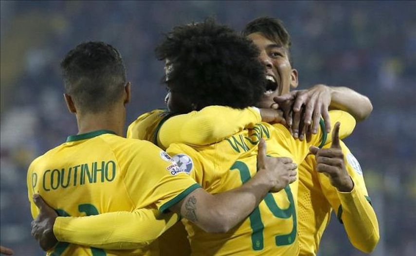 Brasil cayó ante Chile 2-0 en el primer encuentro. (ARCHIVO)