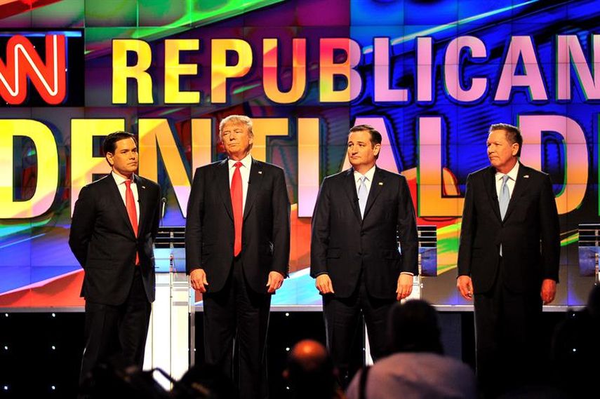 Los candidatos a la presidencia de Estados Unidos por el Partido Republicano, Marco Rubio, Donald Trump, Ted Cruz y el gobernador de Ohio Hohn Kasich, participan el debate presidencial republicano en la Universidad de Mi
