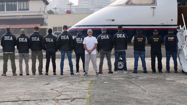 Guatemala extraditó a Estados Unidos al presunto narcotraficante Aler Baldomero Samayoa, uno de los 100 prófugos más buscados por Washington.