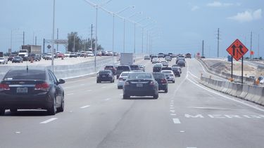 Vista parical del Dolphin Expressway, en Miami.