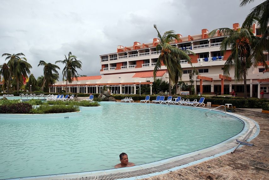 Vista de un hotel en Varadero, uno de los polos turísticos de Cuba afectado por el paso del huracán Irma.