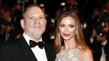 El productor de cine&nbsp;Harvey&nbsp;Weinstein y su esposa&nbsp;Georgina Chapman.