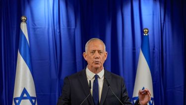 Benny Gantz, político centrista israelí, al anunciar su renuncia al Gabinete de Guerra, en Ramat Gan, Israel, el 9 de junio de 2024.