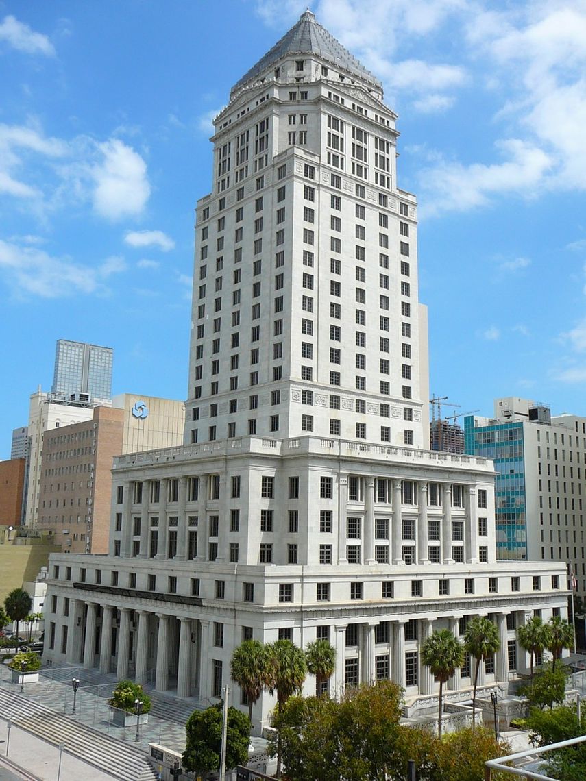 De la reparación del histórico edificio de la corte del Condado dependería incluso la preservación de los archivos de casos que han sido procesados durante años en Miami Dade (Cortesía)