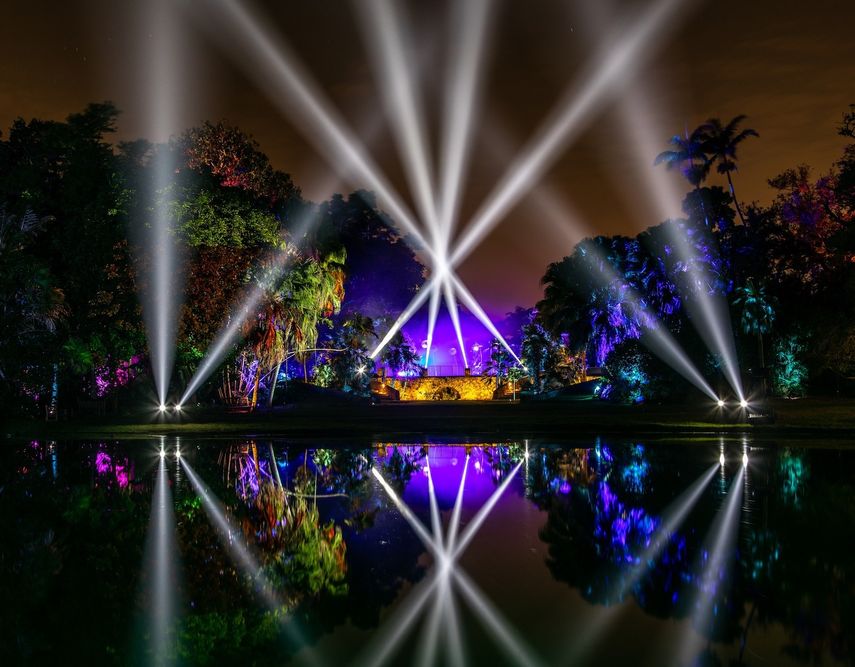 El NightGarden en el Jardín Botánico Tropical Fairchild.