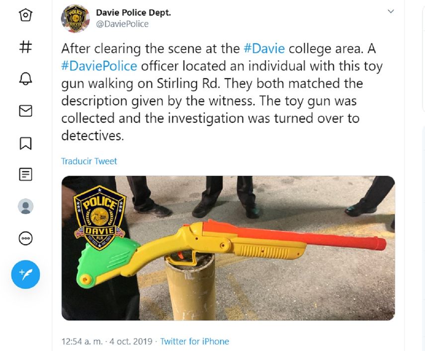 Captura de pantalla de la cuenta de Twitter de la policia de Davie, en la que se observa el rifle de juguete que dispar&oacute; las alertas&nbsp; en la zona.&nbsp;