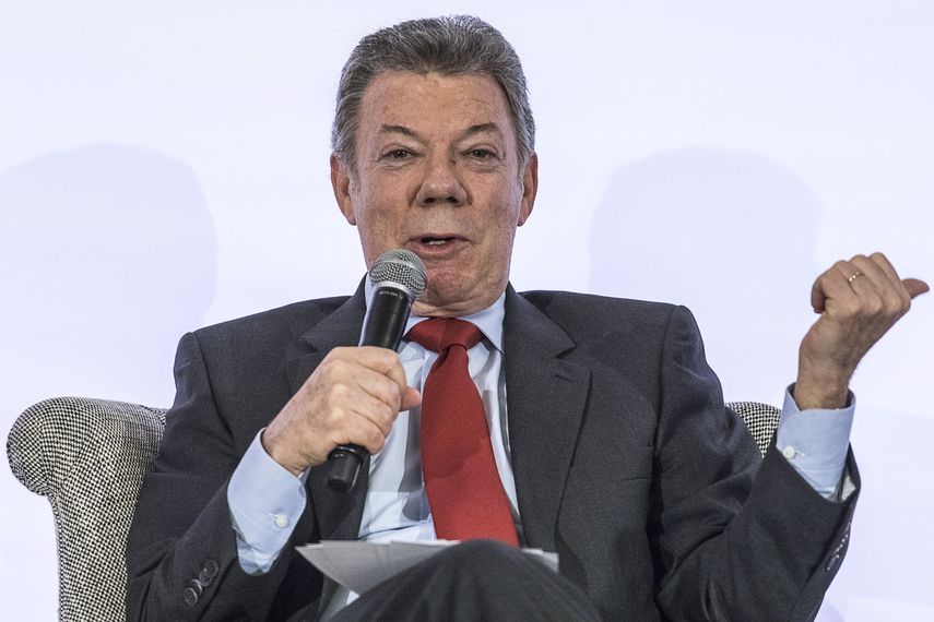 Santos remarcó que la dejación de armas es el primer paso para la construcción de la paz