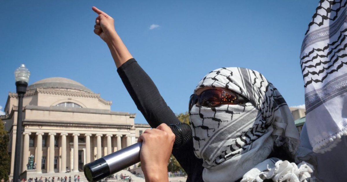 Juez autoriza deportar al activista que lideró protestas en la Universidad de Columbia en apoyo a Hamás
