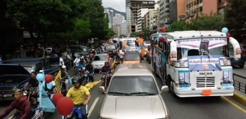 Oposici n venezolana realiza caravana del cambio en segundo d a de